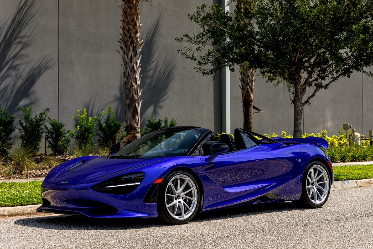 2026 McLaren 750S Base