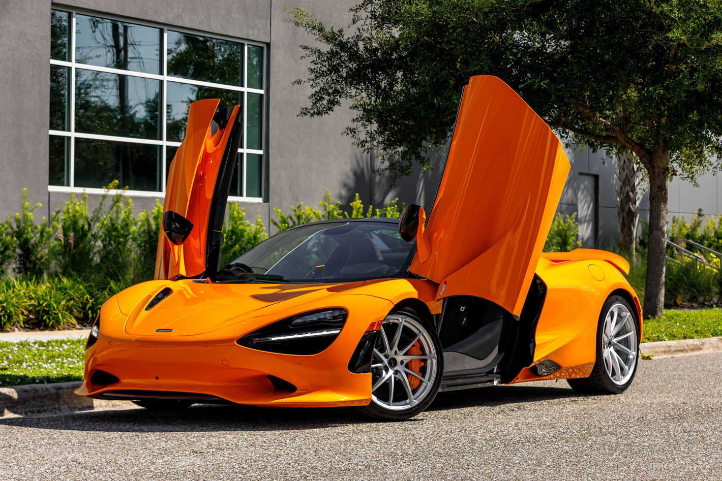 2026 McLaren 750S Base