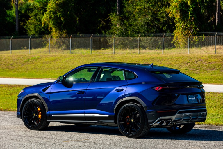 Used 2019 Lamboghini Urus for sale Sold at McLaren Orlando LLC in Winter Park FL 32789 1