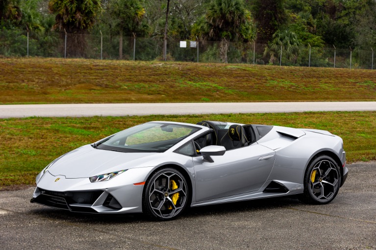 Used 2020 Lamborghini Huracan LP 640-4 EVO Spyder for sale Sold at McLaren Orlando LLC in Winter Park FL 32789 3