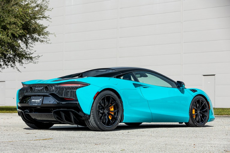 New 2023 McLaren Artura for sale Sold at McLaren Orlando LLC in Winter Park FL 32789 3