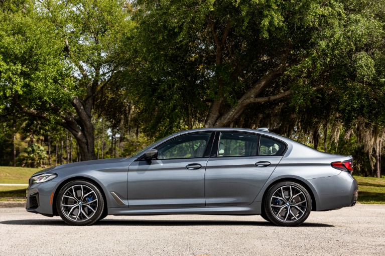 Used 2022 BMW 5 Series M550i xDrive for sale Sold at McLaren Orlando LLC in Winter Park FL 32789 3