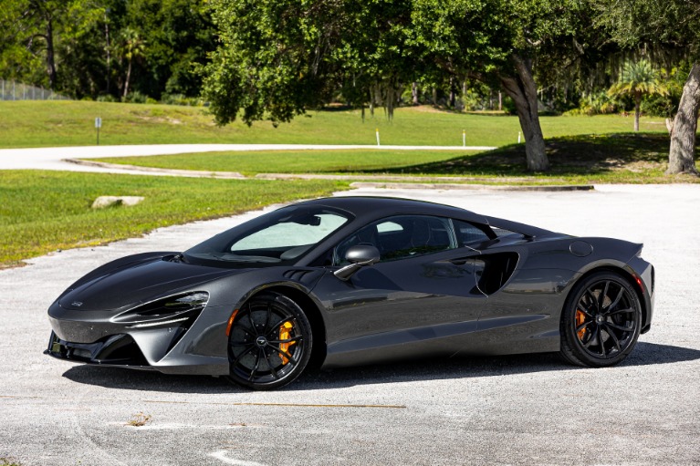 Used 2023 McLaren Artura for sale Sold at McLaren Orlando LLC in Winter Park FL 32789 3