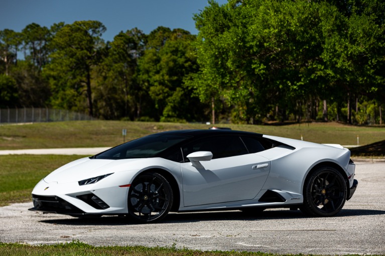 Used 2022 Lamborghini Huracan EVO RWD for sale Sold at McLaren Orlando LLC in Winter Park FL 32789 2