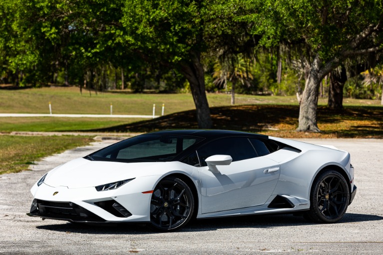 Used 2022 Lamborghini Huracan EVO RWD for sale Sold at McLaren Orlando LLC in Winter Park FL 32789 4