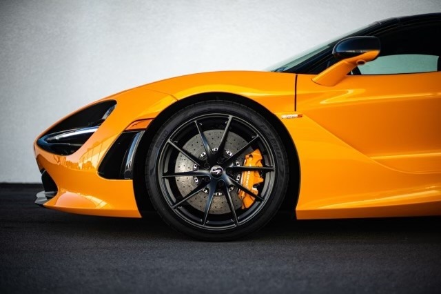Used 2022 McLaren 720S Spider Performance for sale Sold at McLaren Orlando LLC in Winter Park FL 32789 3