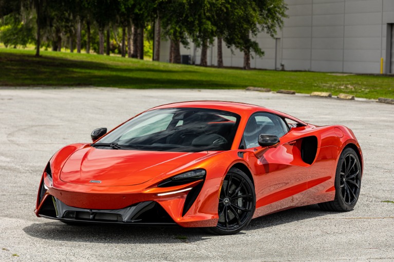 Used 2023 McLaren Artura for sale Sold at McLaren Orlando LLC in Winter Park FL 32789 4