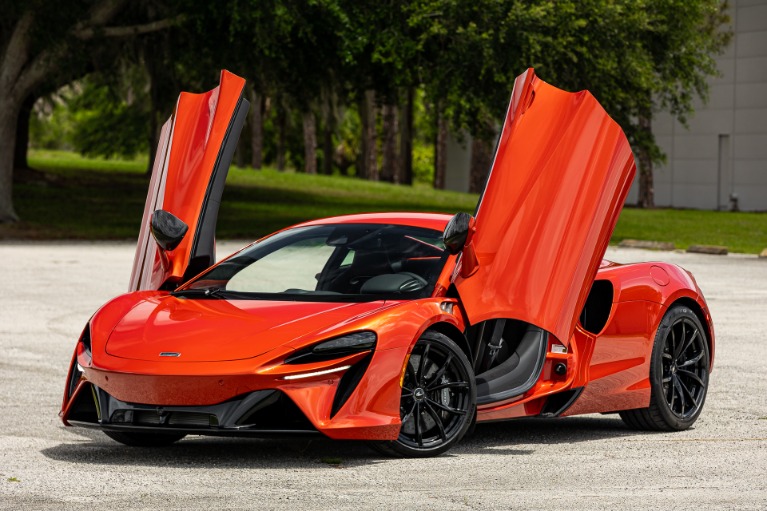 Used 2023 McLaren Artura for sale Sold at McLaren Orlando LLC in Winter Park FL 32789 1