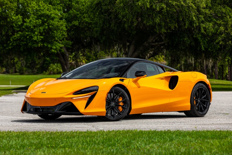 New 2023 McLaren Artura for sale Sold at McLaren Orlando LLC in Winter Park FL 32789 4