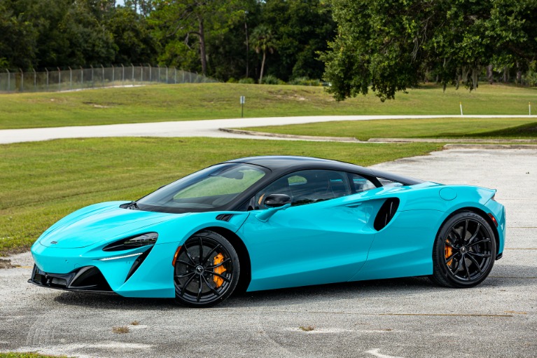 Used 2023 McLaren Artura Vision for sale Sold at McLaren Orlando LLC in Winter Park FL 32789 3