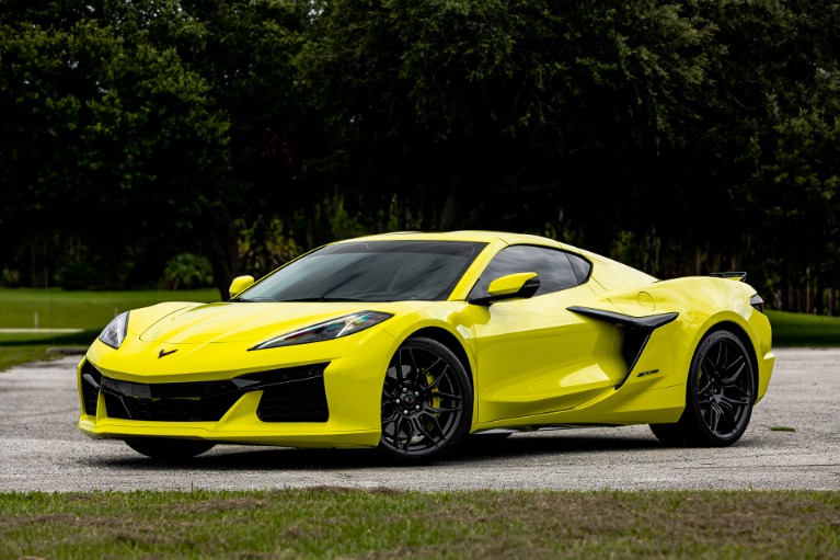 Used 2023 Chevrolet Corvette Z06 for sale Sold at McLaren Orlando LLC in Winter Park FL 32789 3