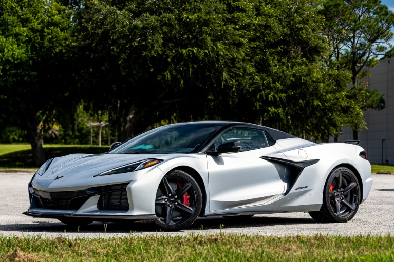 Used 2023 Chevrolet Corvette Z06 for sale Sold at McLaren Orlando LLC in Winter Park FL 32789 3