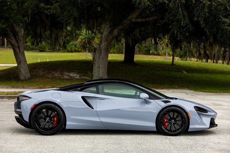 New 2023 McLaren Artura TechLux for sale Sold at McLaren Orlando LLC in Winter Park FL 32789 4