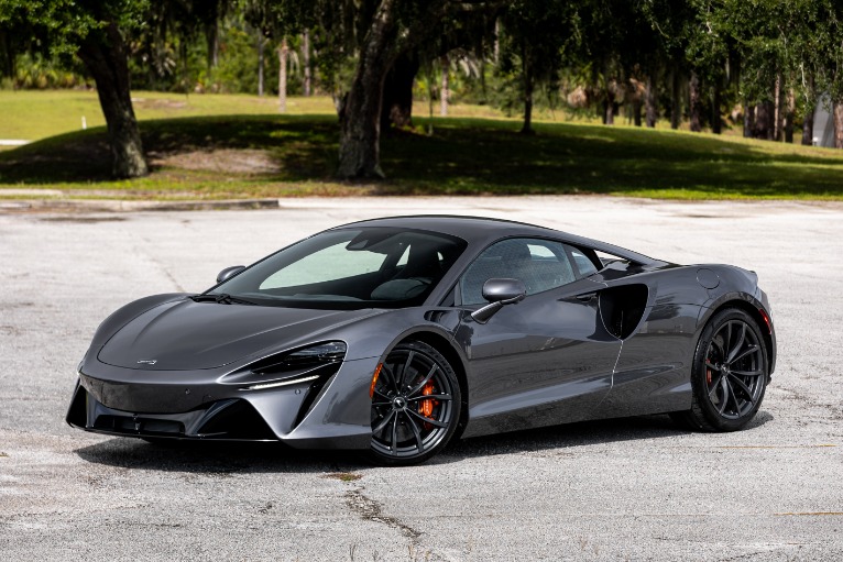 Used 2023 McLaren Artura for sale Sold at McLaren Orlando LLC in Winter Park FL 32789 2