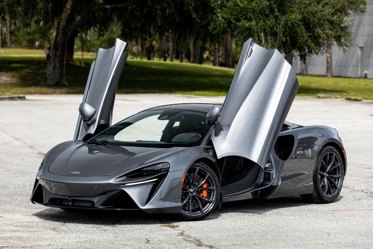 Used 2023 McLaren Artura for sale Sold at McLaren Orlando LLC in Winter Park FL 32789 4