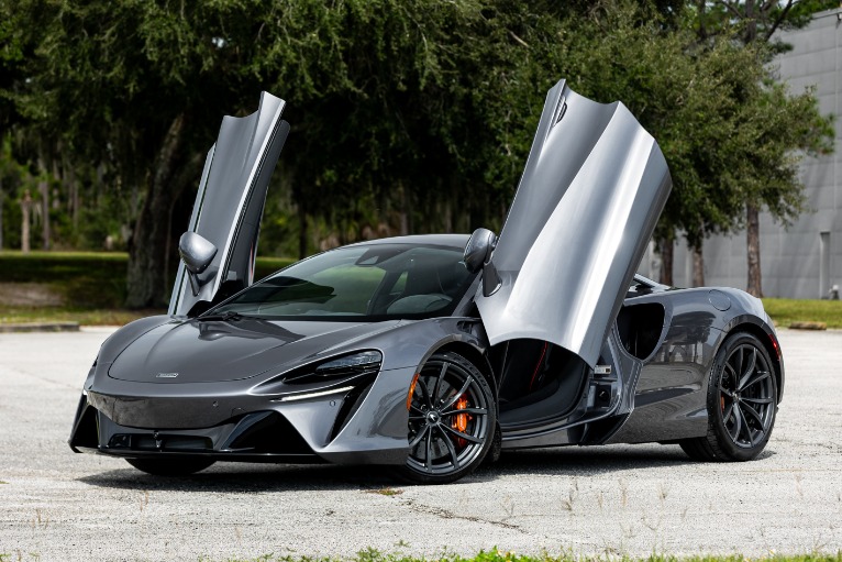 Used 2023 McLaren Artura for sale Sold at McLaren Orlando LLC in Winter Park FL 32789 1