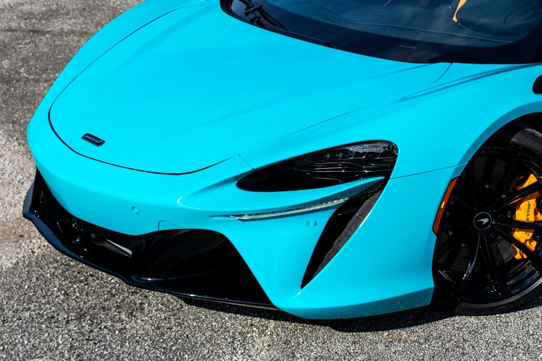 New 2024 McLaren Artura for sale Sold at McLaren Orlando LLC in Winter Park FL 32789 4