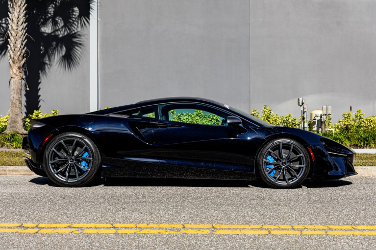 Used 2023 McLaren Artura Performance for sale $199,997 at McLaren Orlando LLC in Winter Park FL 32789 4