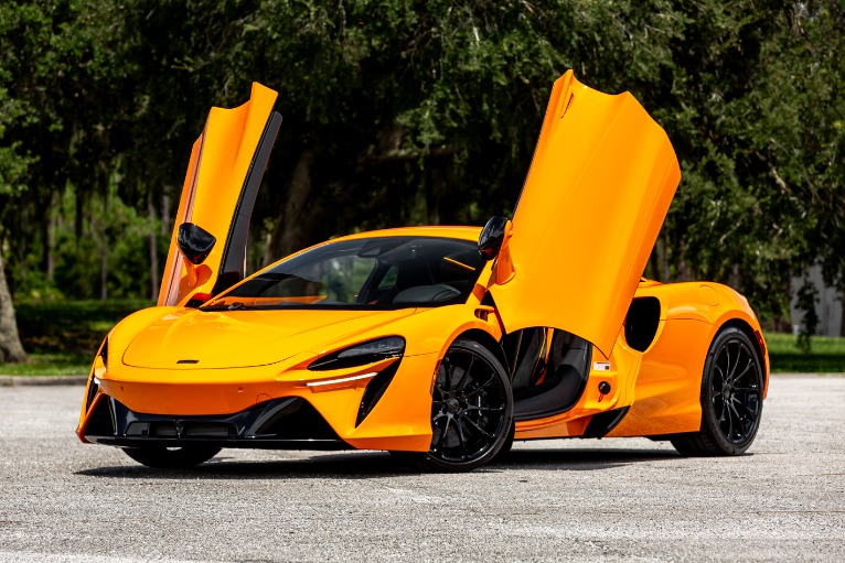 New 2025 McLaren Artura for sale Sold at McLaren Orlando LLC in Winter Park FL 32789 3