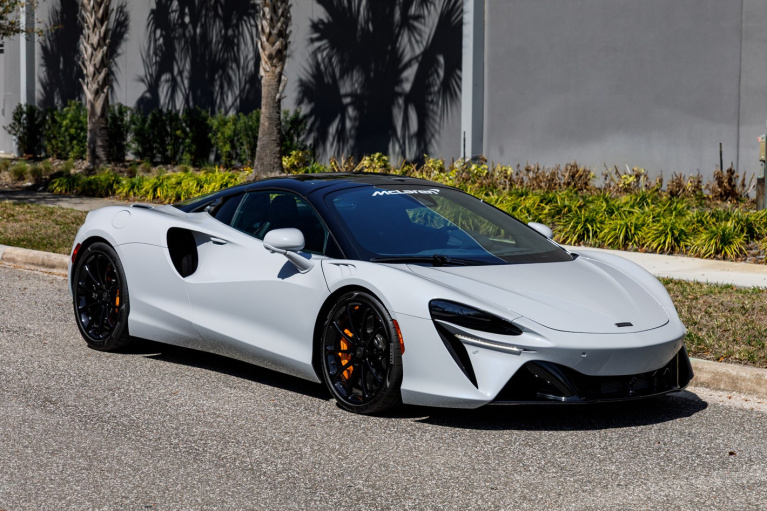 New 2025 McLaren Artura Spider Performance for sale Sold at McLaren Orlando LLC in Winter Park FL 32789 3
