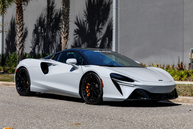 New 2025 McLaren Artura Spider Performance for sale Sold at McLaren Orlando LLC in Winter Park FL 32789 4