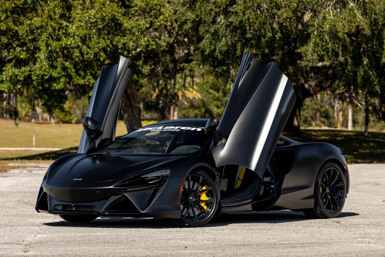 Used 2023 McLaren Artura for sale Sold at McLaren Orlando LLC in Winter Park FL 32789 3