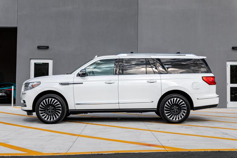 Used 2021 Lincoln Navigator L Black Label for sale Sold at McLaren Orlando LLC in Winter Park FL 32789 3