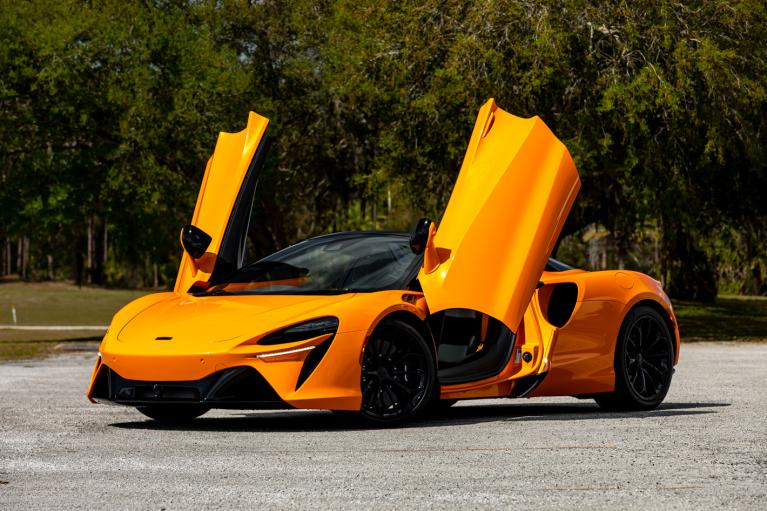 New 2025 McLaren Artura Spider TechLux for sale Sold at McLaren Orlando LLC in Winter Park FL 32789 3