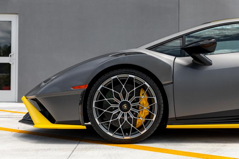 Used 2024 Lamborghini Huracan STO for sale Sold at McLaren Orlando LLC in Winter Park FL 32789 4