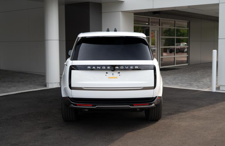 Used 2025 Land Rover Range Rover P400 SE for sale Sold at McLaren Orlando LLC in Winter Park FL 32789 3
