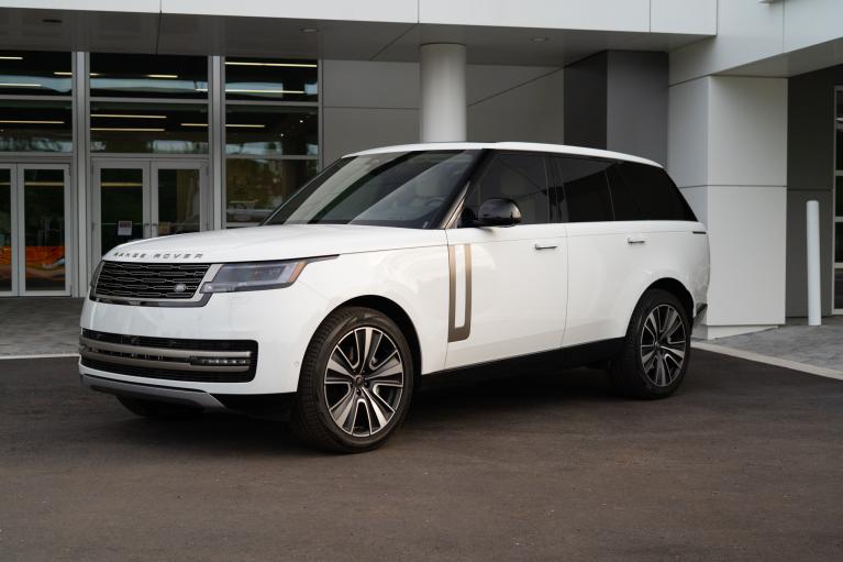 Used 2025 Land Rover Range Rover P400 SE for sale Sold at McLaren Orlando LLC in Winter Park FL 32789 1