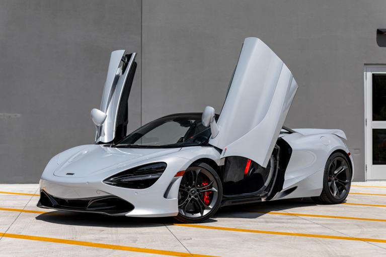 Used 2022 McLaren 720S Spider for sale Sold at McLaren Orlando LLC in Winter Park FL 32789 1