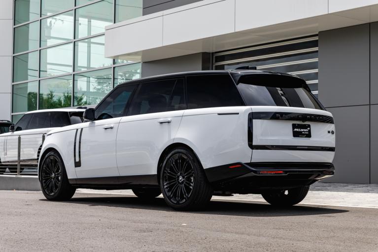 Used 2023 Land Rover Range Rover P530 SE LWB for sale Sold at McLaren Orlando LLC in Winter Park FL 32789 4