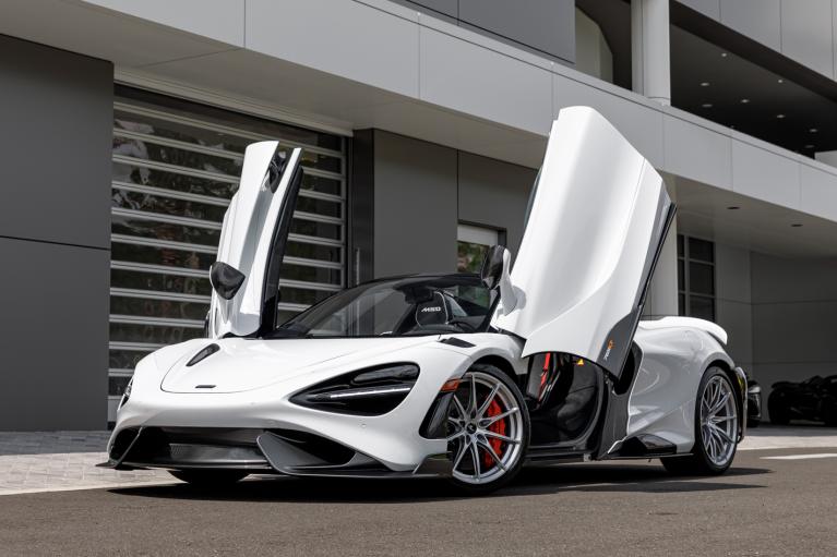 Used 2022 McLaren 765LT Spider for sale Sold at McLaren Orlando LLC in Winter Park FL 32789 1