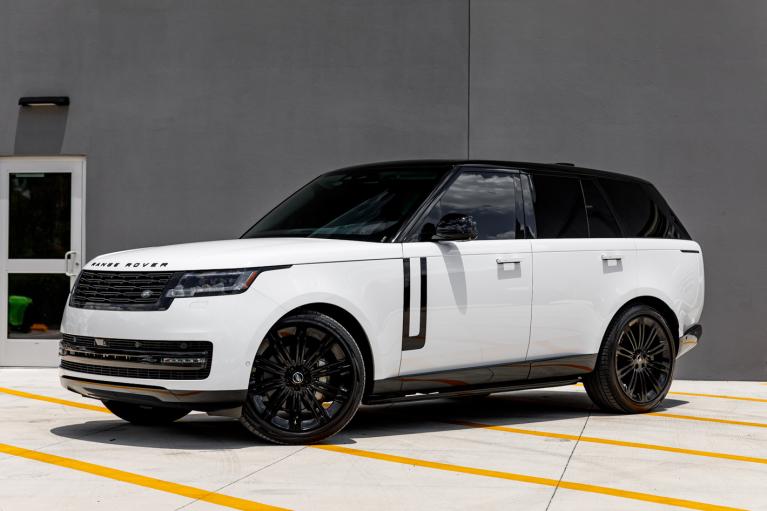 Used 2024 Land Rover Range Rover P400 SE for sale Sold at McLaren Orlando LLC in Winter Park FL 32789 2