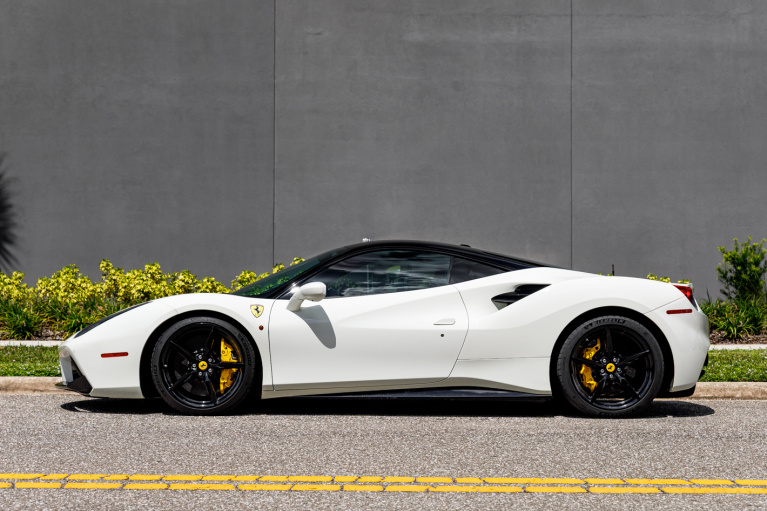 Used 2018 Ferrari 488 GTB for sale Sold at McLaren Orlando LLC in Winter Park FL 32789 3
