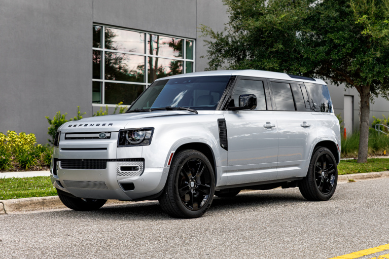 Used 2024 Land Rover Defender 110 V8 P500 SE for sale Sold at McLaren Orlando LLC in Winter Park FL 32789 1