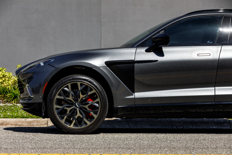 Used 2021 Aston Martin DBX for sale Sold at McLaren Orlando LLC in Winter Park FL 32789 2