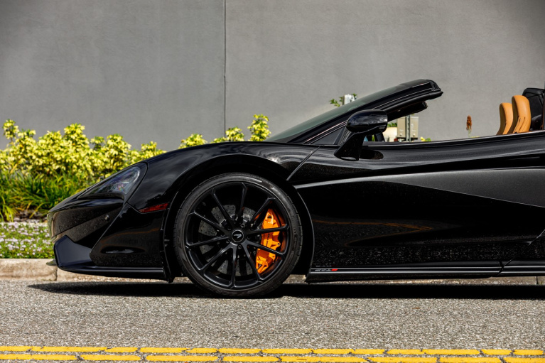 Used 2019 McLaren 570S Spider for sale Sold at McLaren Orlando LLC in Winter Park FL 32789 4