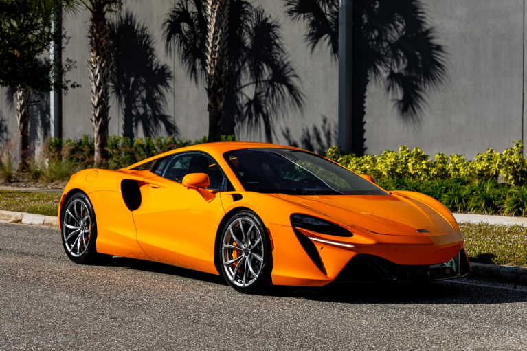 Used 2025 McLaren Artura for sale $240,995 at McLaren Orlando LLC in Winter Park FL 32789 2