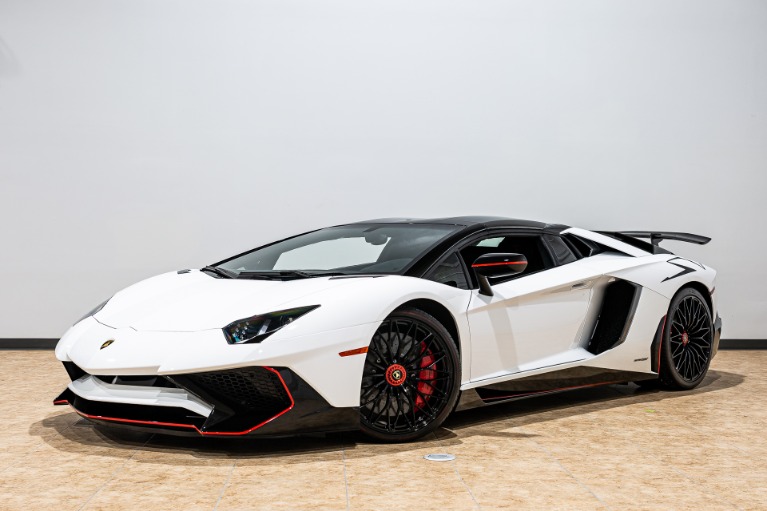 Used 2016 Lamborghini Aventador LP 750-4 SV for sale Sold at McLaren Orlando LLC in Winter Park FL 32789 2