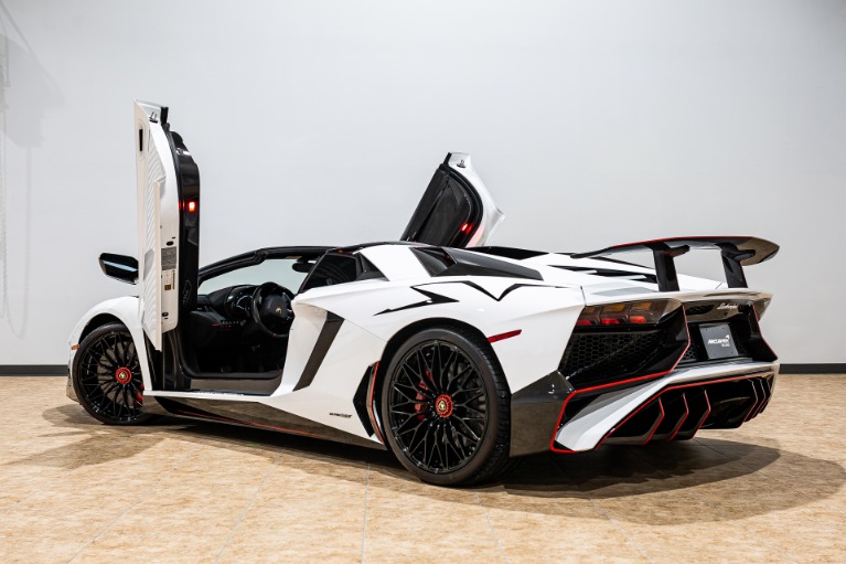 Used 2016 Lamborghini Aventador LP 750-4 SV for sale Sold at McLaren Orlando LLC in Winter Park FL 32789 4