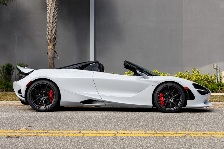 Used 2026 McLaren 750S Spider Performance for sale Call for price at McLaren Orlando LLC in Winter Park FL 32789 4