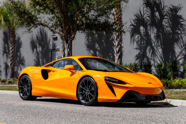 New 2026 McLaren Artura for sale $291,900 at McLaren Orlando LLC in Winter Park FL 32789 3