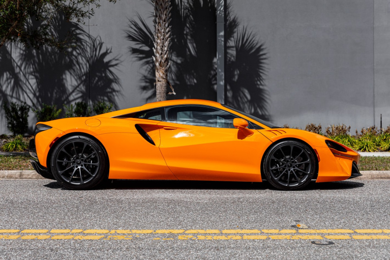 New 2026 McLaren Artura for sale $291,900 at McLaren Orlando LLC in Winter Park FL 32789 4