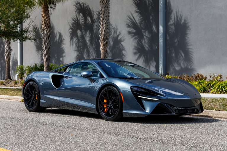 New 2026 McLaren Artura for sale $302,400 at McLaren Orlando LLC in Winter Park FL 32789 3