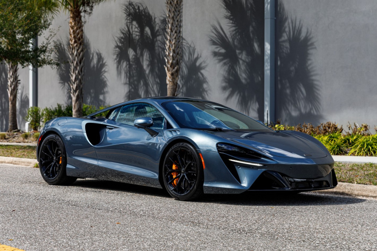 New 2026 McLaren Artura for sale $302,400 at McLaren Orlando LLC in Winter Park FL 32789 4