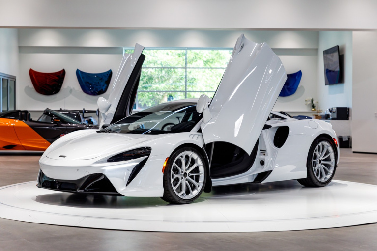 New 2026 McLaren Artura for sale Sold at McLaren Orlando LLC in Winter Park FL 32789 2