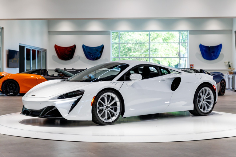 New 2026 McLaren Artura for sale Sold at McLaren Orlando LLC in Winter Park FL 32789 4