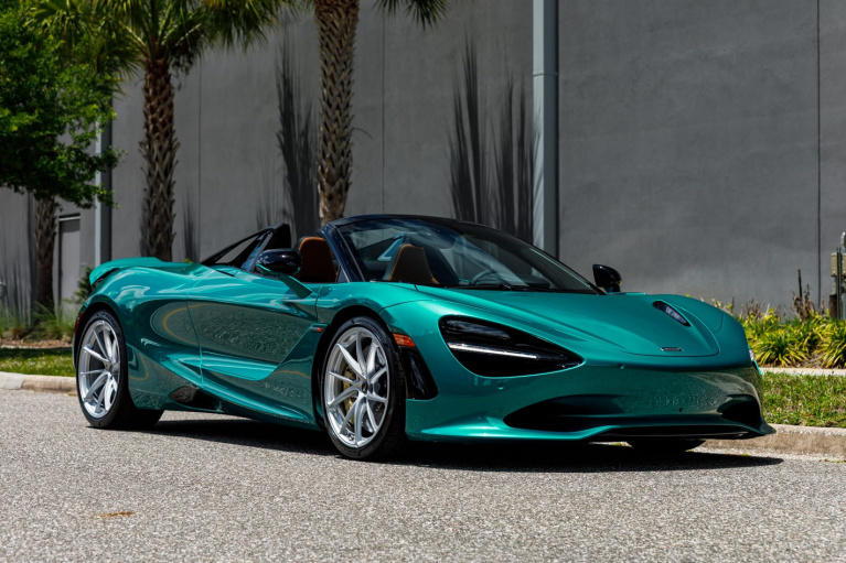 New 2027 McLaren 750S Spider for sale Call for price at McLaren Orlando LLC in Winter Park FL 32789 3